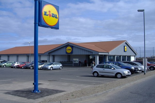 Rákapcsol a Lidl az Egyesült Királyságban