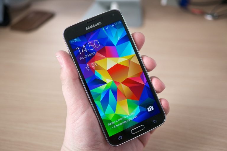 Komoly kihívások elé néz a Samsung