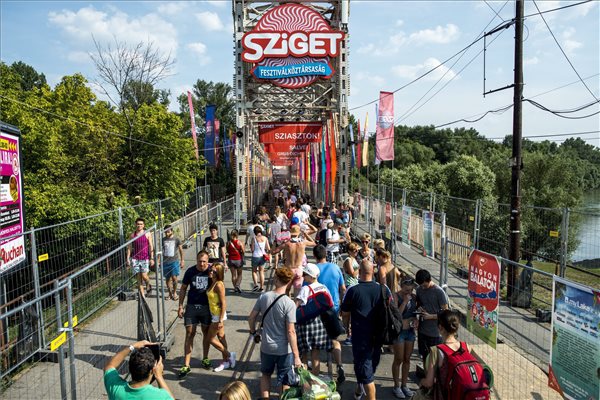 Az NFH programajánlata: fogyasztóvédelmi sátor a Szigeten