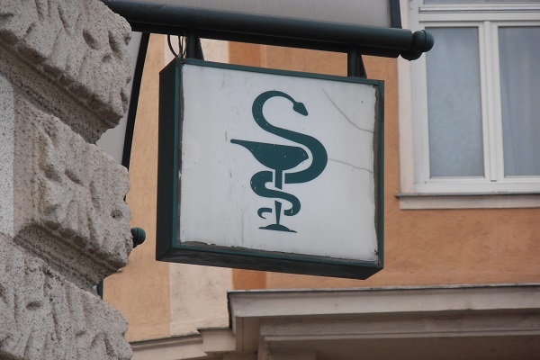 Másfél évet még biztosan várni kell az e-receptre
