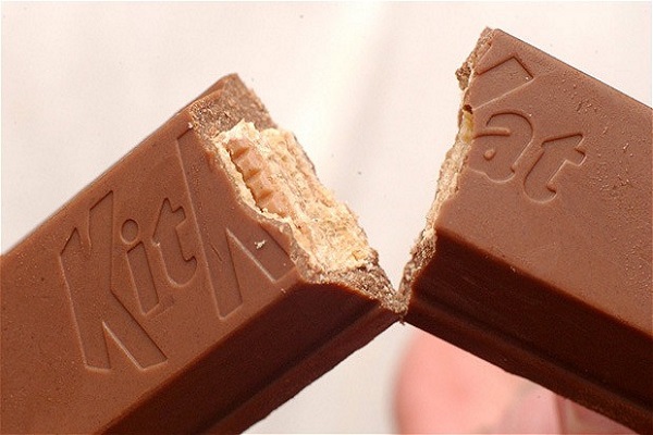 Csak tiszta forrásból: a KitKat a gyermekmunka ellen Csak tiszta forrásból: a KitKat a gyermekmunka ellen