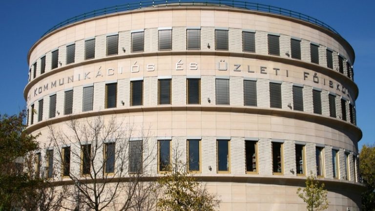Már Budapesti Metropolitan Főiskolaként kezdték a tanévet