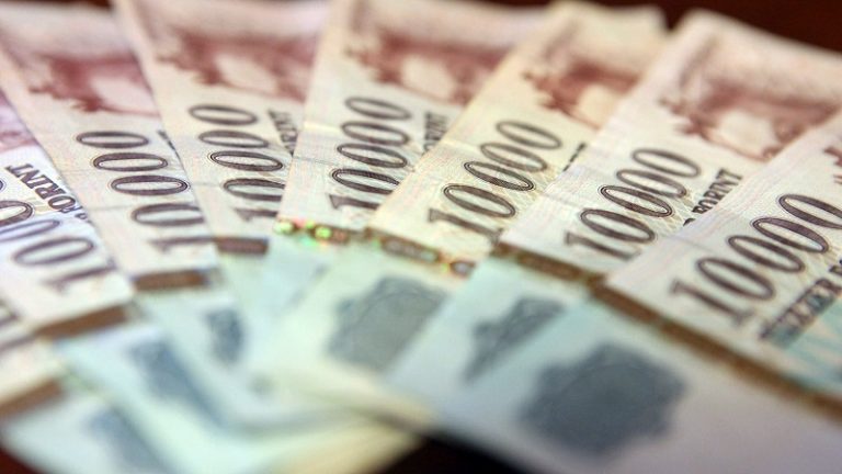 Három év, 15,2 milliárd forint – béremelés az oktató-kutatói körben