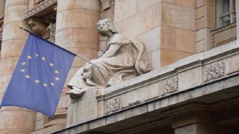 Félmilliárd forintra büntette a jegybank a Biztonság Trade-t