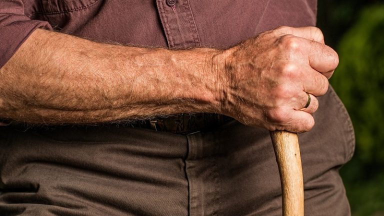 Felmérés: az ügyfelek úgy látják, 72 évesen mehetnek nyugdíjba