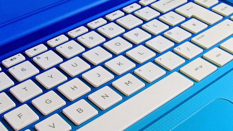 Kott Ferenc: Elkerülhetetlen a kkv-szektor digitális felzárkóztatása