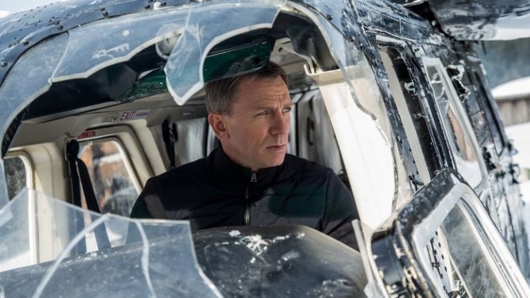 Hetvenmilliós kárt okozott James Bond, a biztosító nem fizetne