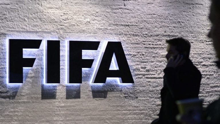 FIFA-botrány: Blattert nem érdekli az etikai bizottság, elnök marad