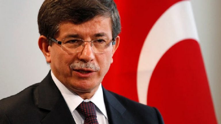 Ankara bombázná a terroristákat, de Moszkva zavarja