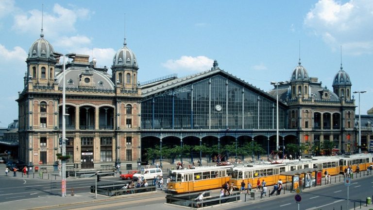 Béremeléssel előznék meg a BKV-sztrájkot Béremeléssel előznék meg a BKV-sztrájkot