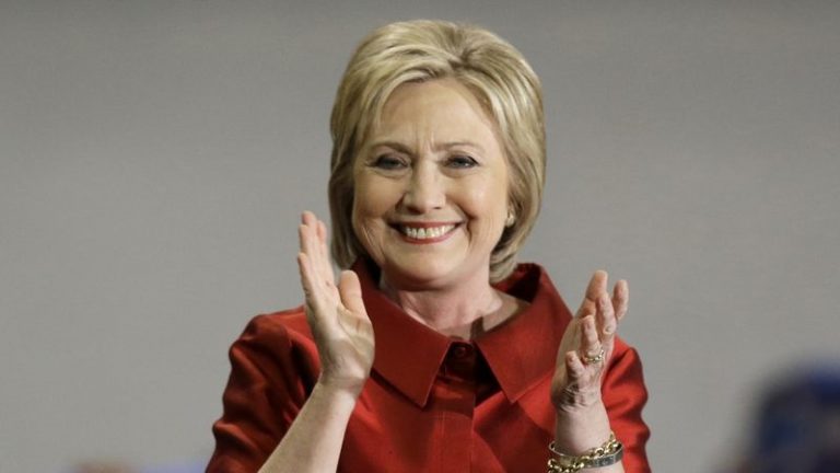 Vacsorázna Ön 110 millióért Hillary Clintonnal és George Clooney-val?