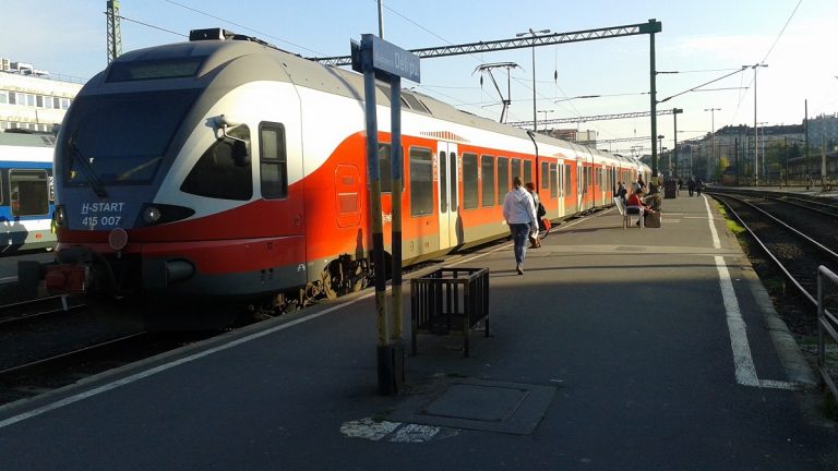 Négy év múlva uniós versenytársakat kaphat a MÁV START?