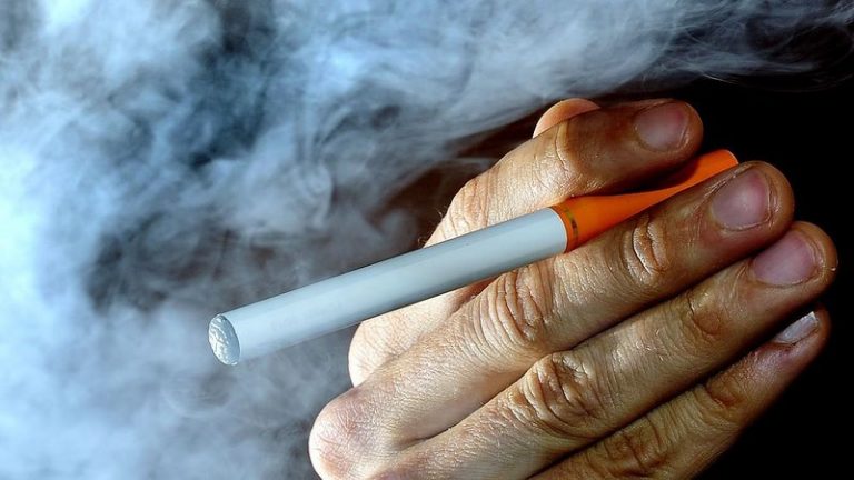 Hegyekben állt a cigaretta a titkos raktárban