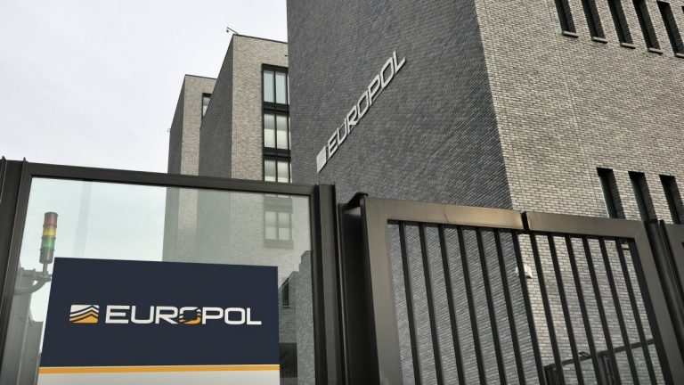 Nagyobb szerep juthat az Europolnak a terrorizmus elleni fellépésben