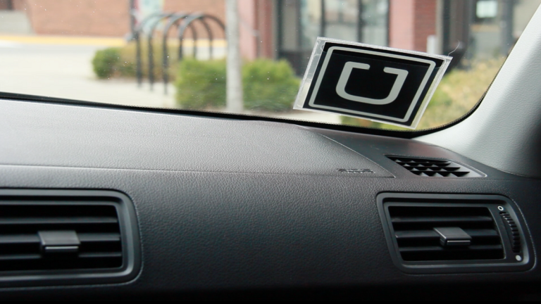 BKIK: az Uber-sofőrök nem rendelkeznek hatósági engedélyekkel BKIK: az Uber-sofőrök nem rendelkeznek hatósági engedélyekkel