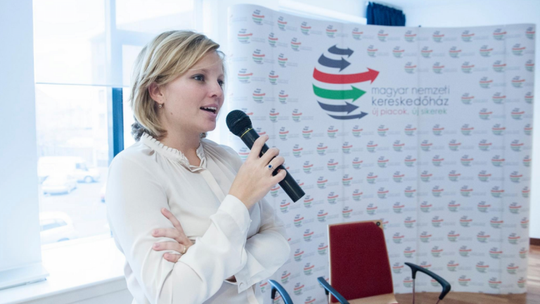 Kétmilliárd forintot hozott a hálózatát tízmilliárdból bővítő Magyar Nemzeti Kereskedőház
