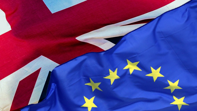 Háztartásonként majdnem 2 milliót buknának a britek az EU-n kívül