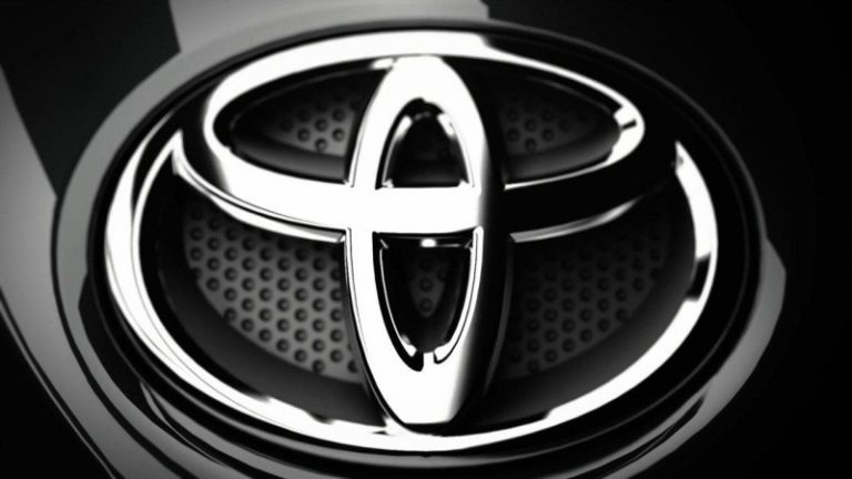 Varga Zsombor lett a Toyota új PR-vezetője