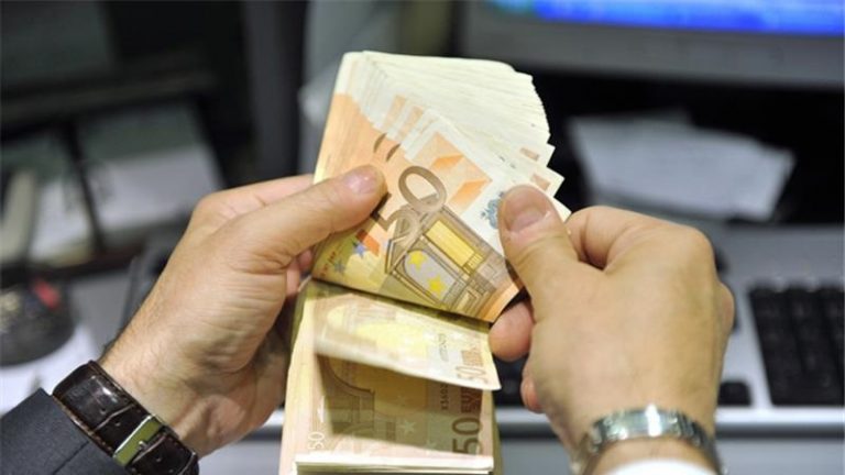 18 milliárdot nyerhet pénteken, igaz, adóznia kell