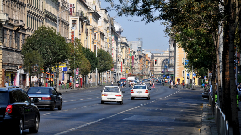 Literenként tíz forintot is nyerhetnek az autósok
