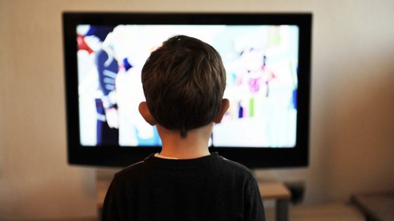 Nem tud megegyezni az RTL és a TV2 a kábelszolgáltatókkal
