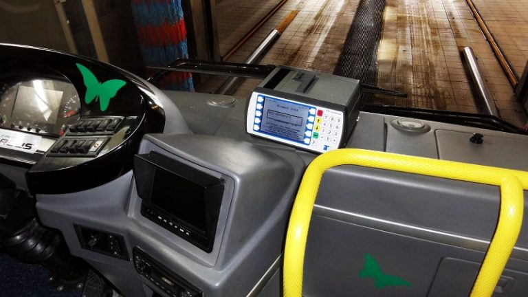 Magyar buszok a megyei utakon