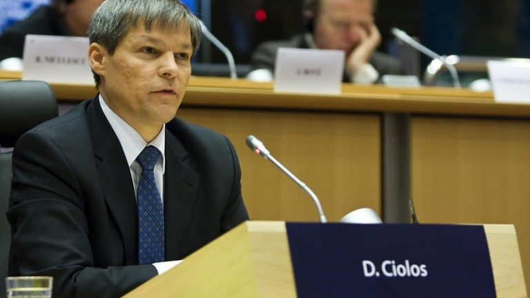 A szociáldemokraták szerint nem románul beszél román a kormányfő