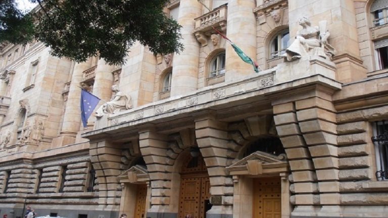 Az MNB felfüggesztette a TWD INVEST részvények tőzsdei kereskedését