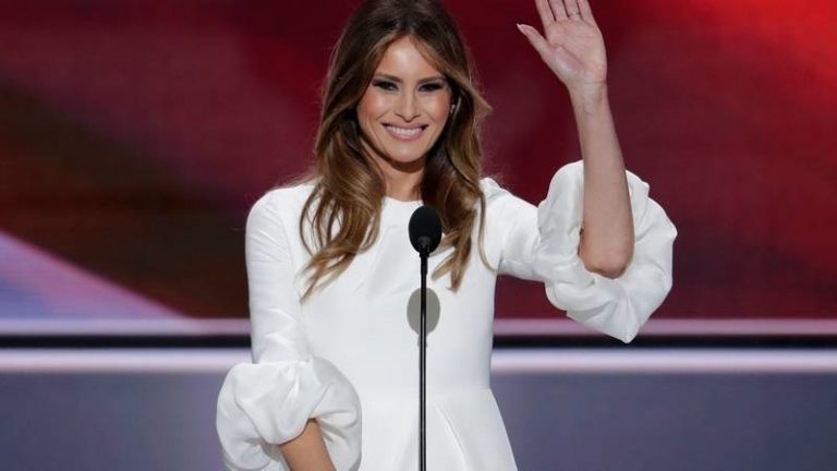 Melania Trump védelmébe vette a férjét