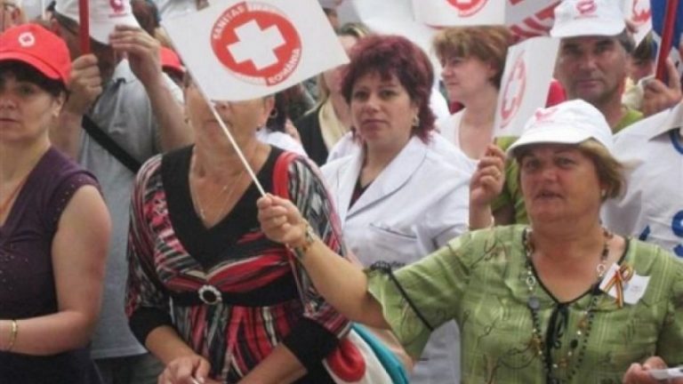 Hetvenezres figyelmeztetés a román egészségügyisektől