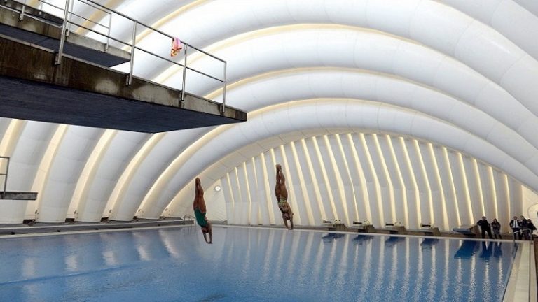 150 milliós beruházással készült el a Széchy uszodában a buborék 150 milliós beruházással készült el a Széchy uszodában a buborék