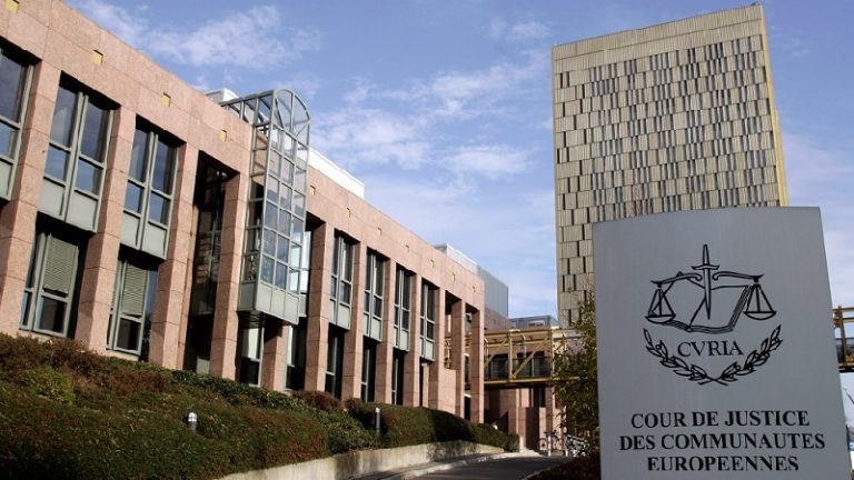 „Tartalmilag hiteltelen számlák”: megint elítélte a NAV gyakorlatát az Európai Bíróság