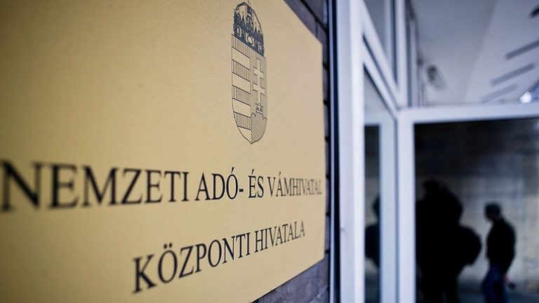 Már igényelhető a támogatás az online pénztárgépek vásárlásához