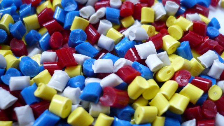Bioműanyagok ipari felhasználását kutatja a komlói Rák Antenna