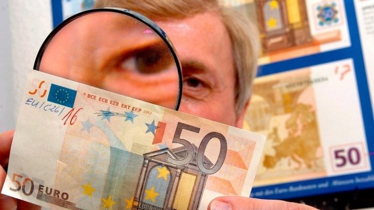 Ötven euróval többet ígérnek a régi nyugdíjasoknak Szlovákiában