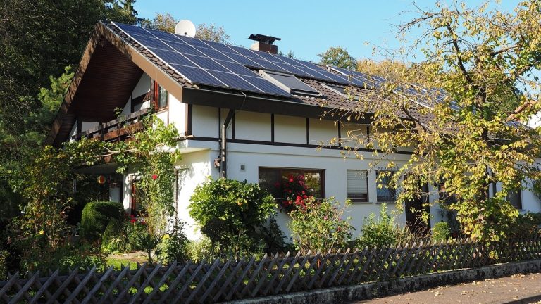 Új VEKOP-felhívás jön: 9,4 milliárd forint lakóépületek energiahatékonyság-növelésére
