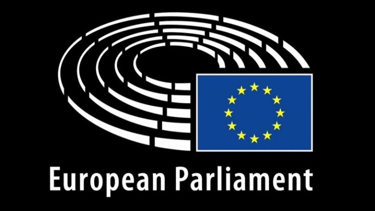 Elnökválasztás az Európai Parlamentben: Tajani, Pittella és Stevens vezet az első forduló után Elnökválasztás az Európai Parlamentben: Tajani, Pittella és Stevens vezet az első forduló után