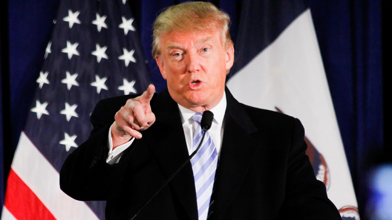 Donald Trump kiadta az utasítást a mexikói fal felépítésére
