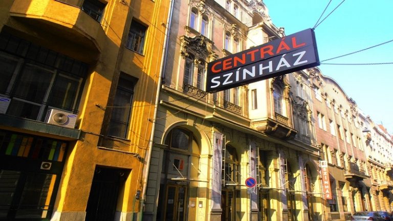 Puskás Tamás: Szerelembe akarjuk ejteni a nézőt a történeteinkkel