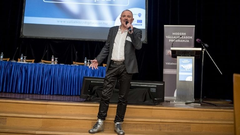 Modern Vállalkozások Programja: Debrecenbe is el kellett menni, Nagy Feró is ott volt Modern Vállalkozások Programja: Debrecenbe is el kellett menni, Nagy Feró is ott volt