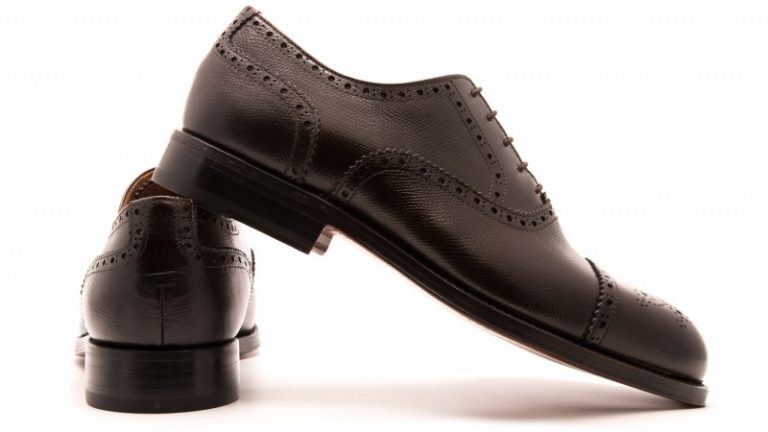 Prada? Gucci? Dehogy! Lebuktak a hamis cipőtalpakkal! Prada? Gucci? Dehogy! Lebuktak a hamis cipőtalpakkal!