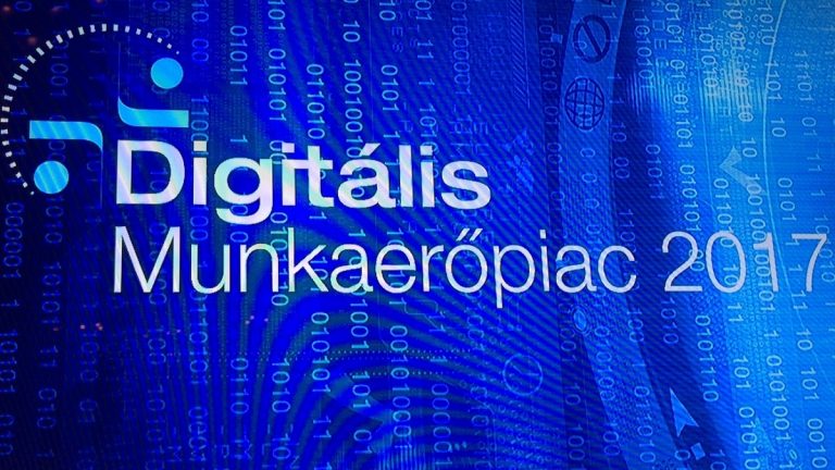 Digitális munkaerő program: átalakul a felnőttképzés, felülvizsgálják a tananyagokat