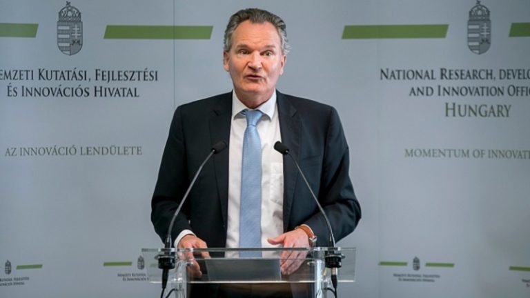 Két kiválósági központ indul Magyarországon uniós támogatással