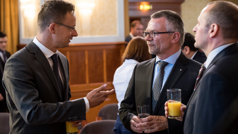 Szolgáltatóközpontot nyit a Viessmann Pécsett
