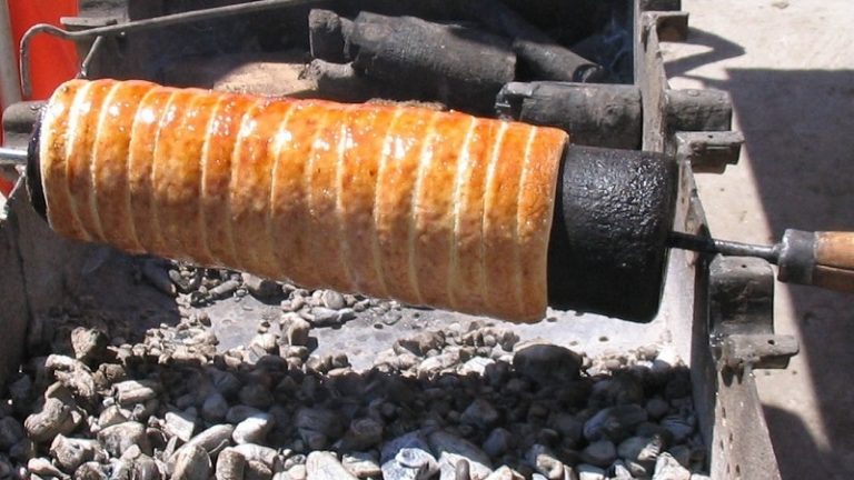 Itt az agrártárca kürtőskalács receptje