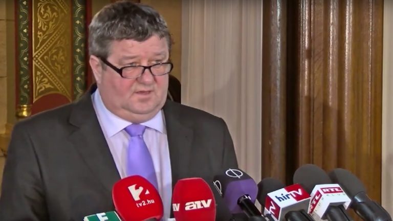 Közelebb a lakossághoz, nyílnak a NAV-ablakok