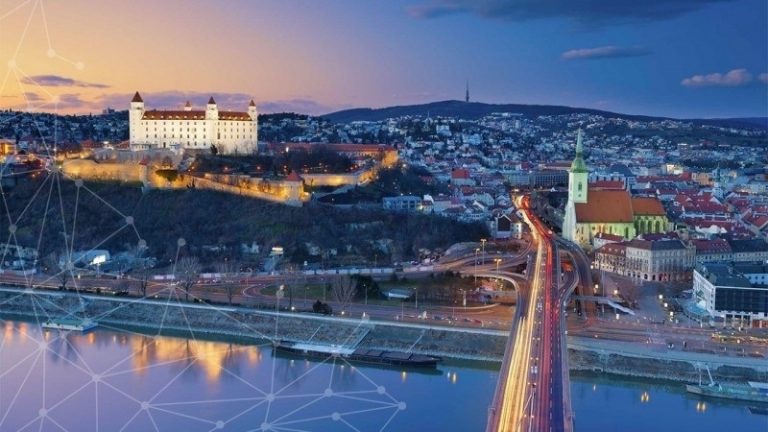 Százezer euróba kerül a parlamenti nyílt nap Pozsonyban Százezer euróba kerül a parlamenti nyílt nap Pozsonyban