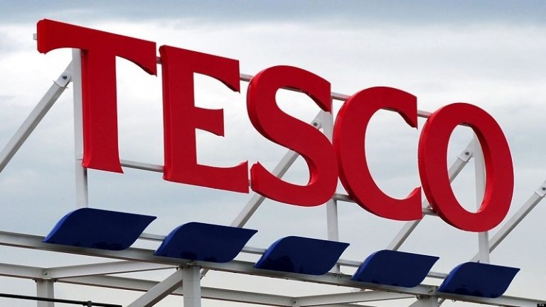 Nem tervez további béremelést a Tesco?