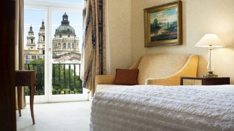 Új hotelmenedzsert nevezett ki a Ritz-Carlton Új hotelmenedzsert nevezett ki a Ritz-Carlton