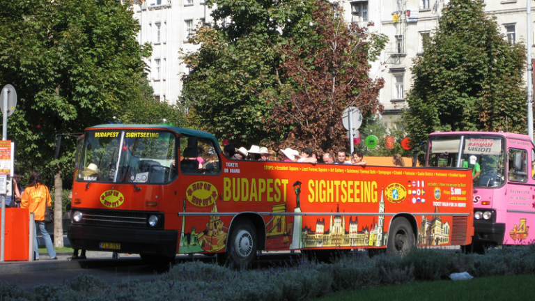 Új pályázatot ír ki Budapest a városnéző buszok üzemeltetésére